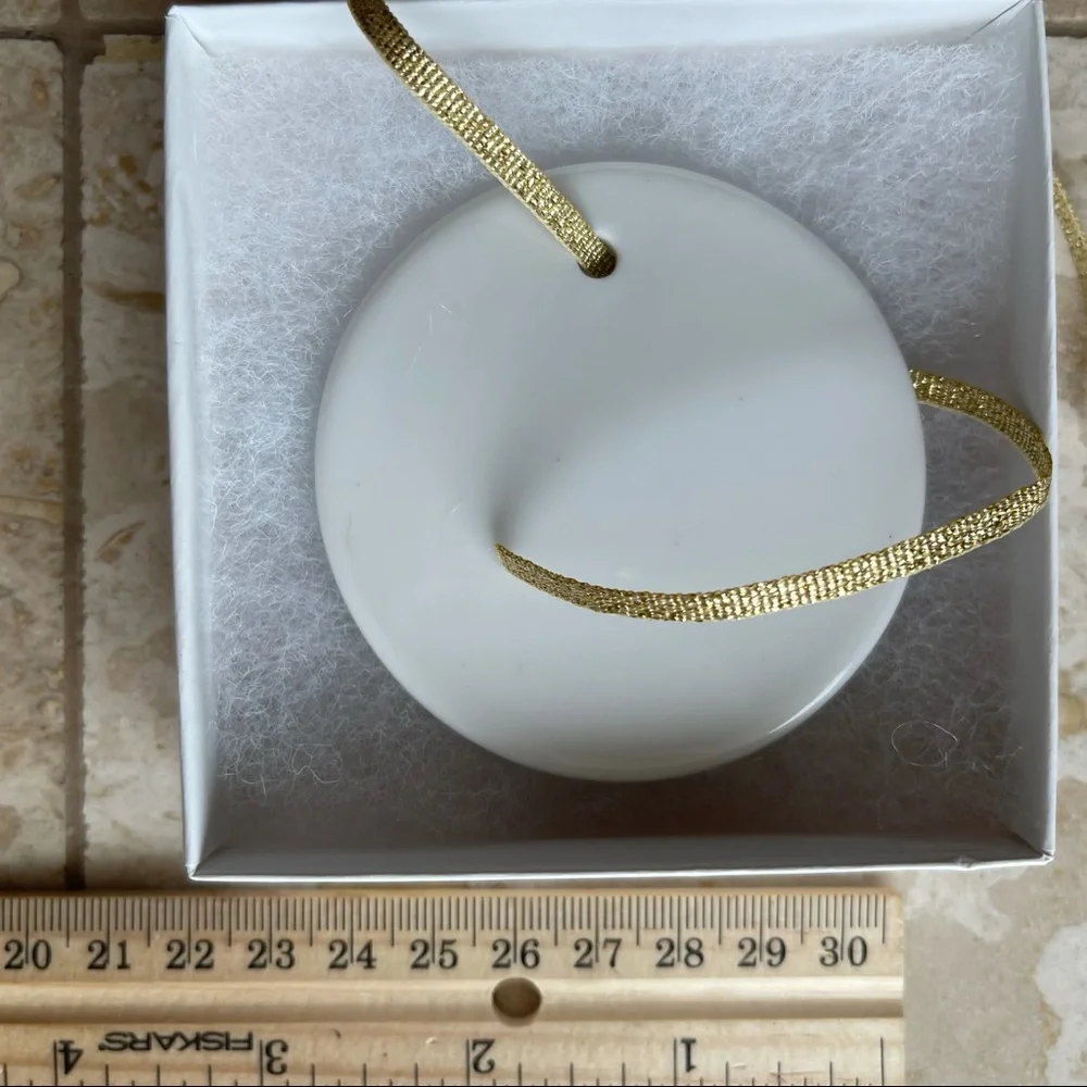 NWOT “Family of 3” Christmas Ornament